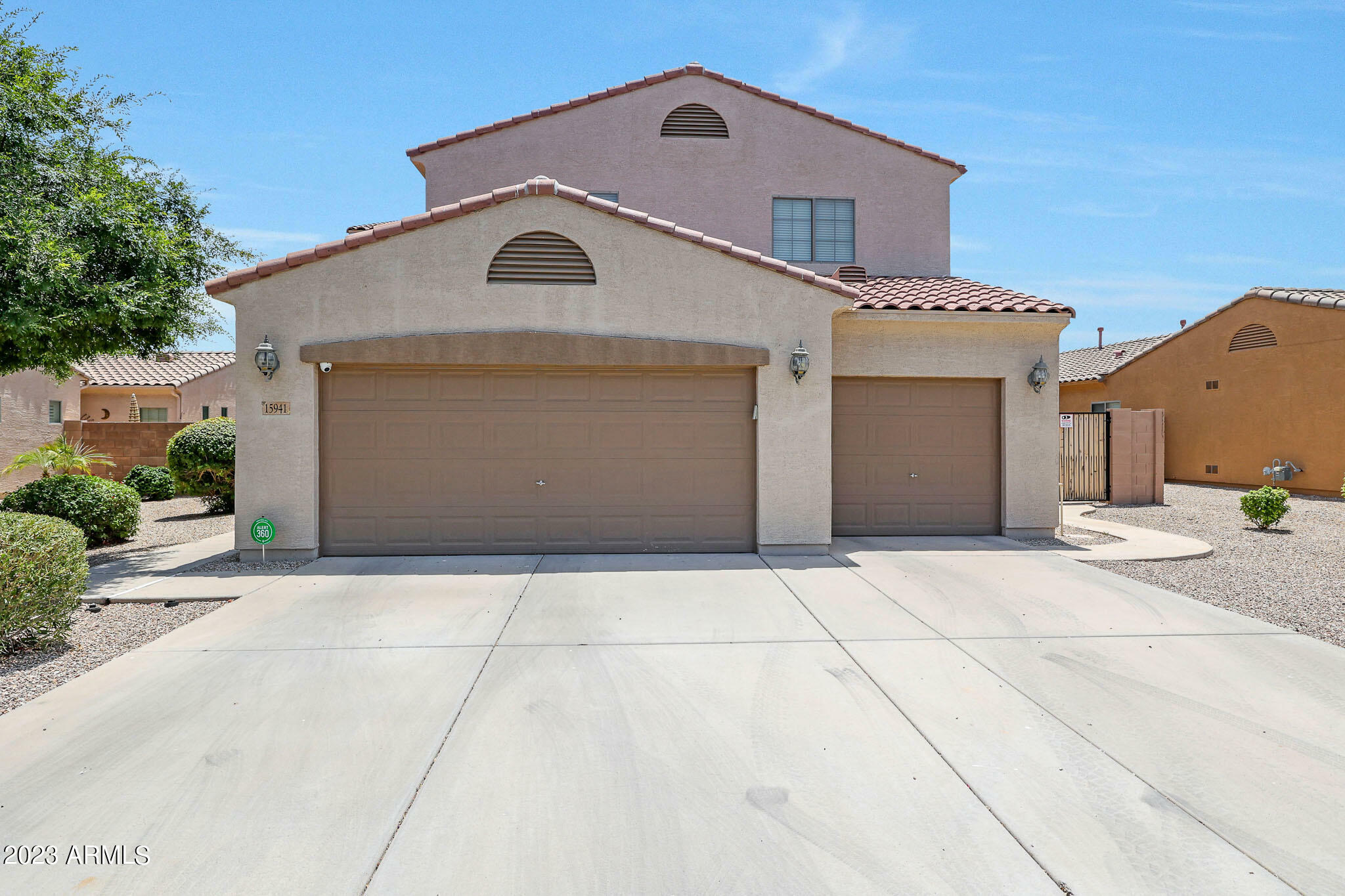 Property Photo:  15941 W Mauna Loa Lane  AZ 85379 