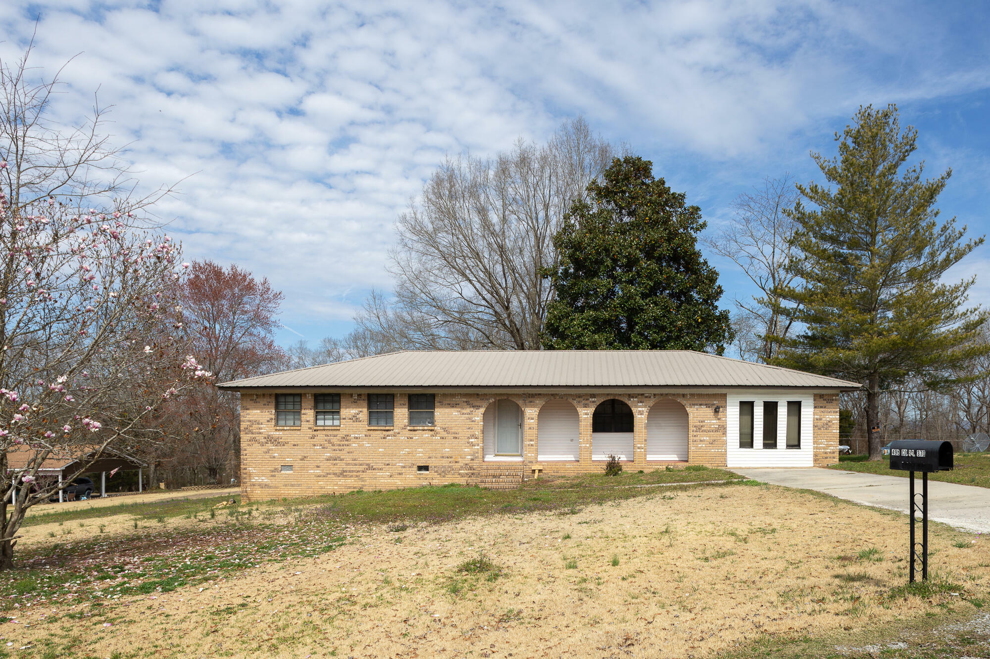 Property Photo:  495 County Rd 370  AL 35772 