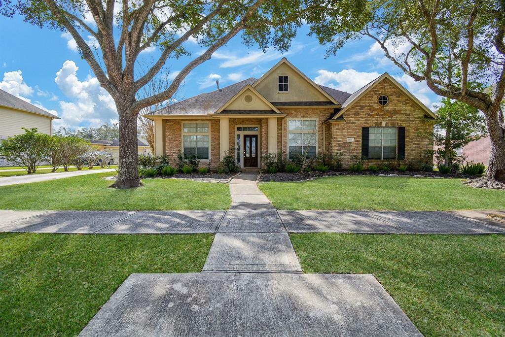Property Photo: 1507 Timber Creek Drive TX 77459