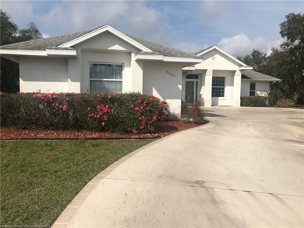 Property Photo:  4637 Bonnie Drive  FL 33872 