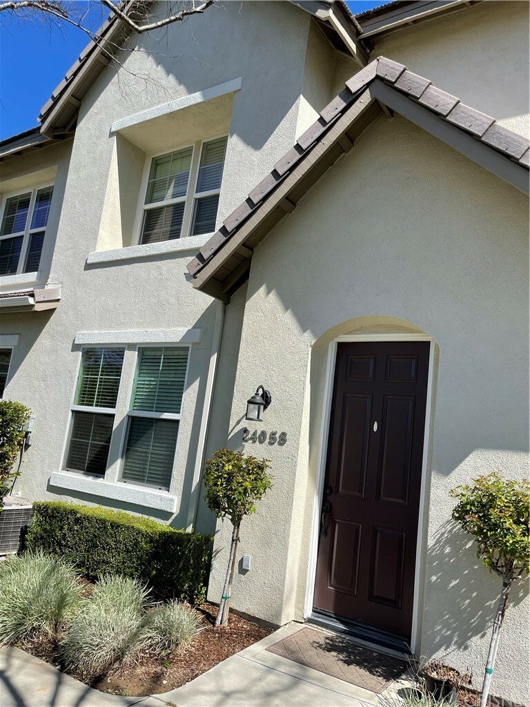 Property Photo:  24058 Avocado Lane  CA 91354 