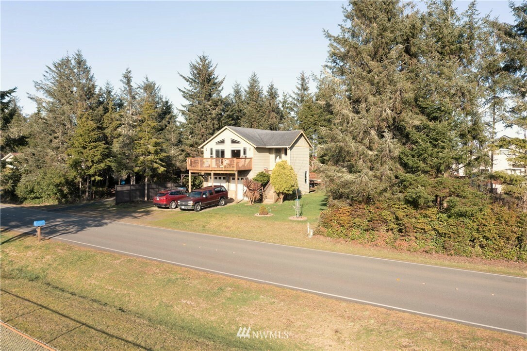Property Photo:  528 Duck Lake Drive SE  WA 98569 