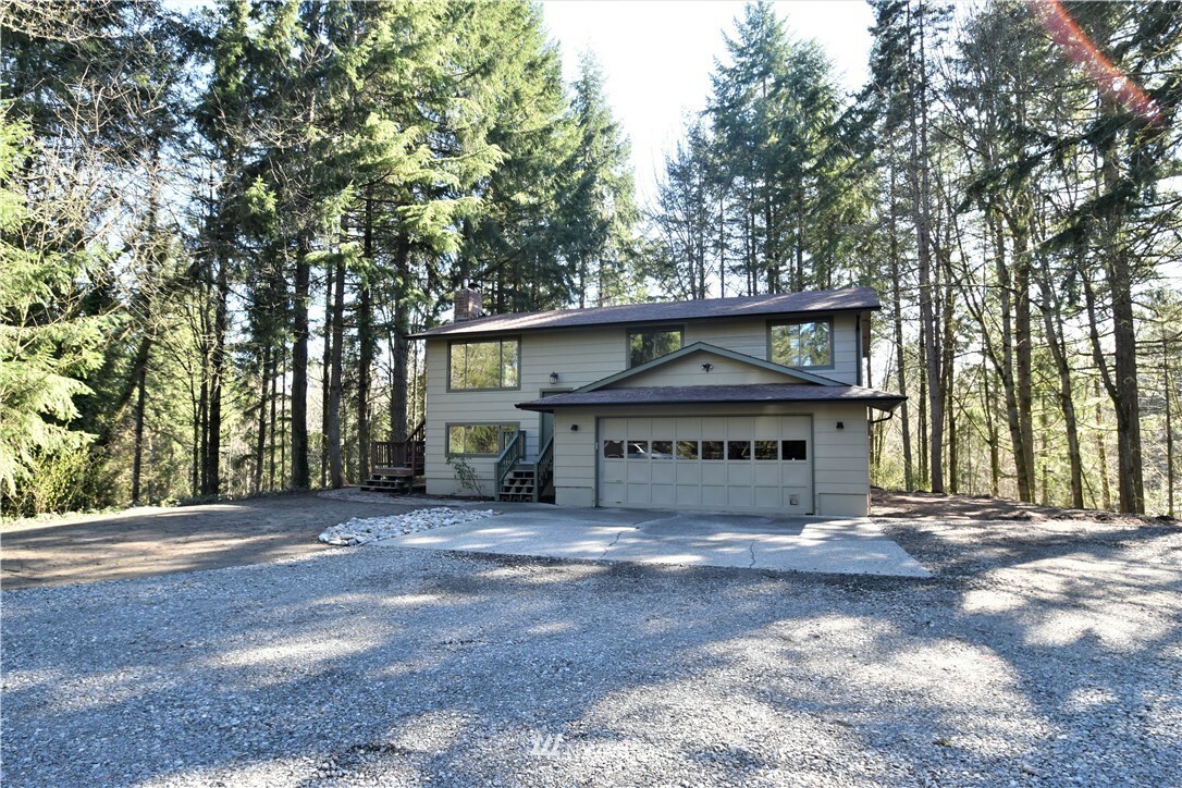 Property Photo:  1527 143rd Avenue SE  WA 98589 