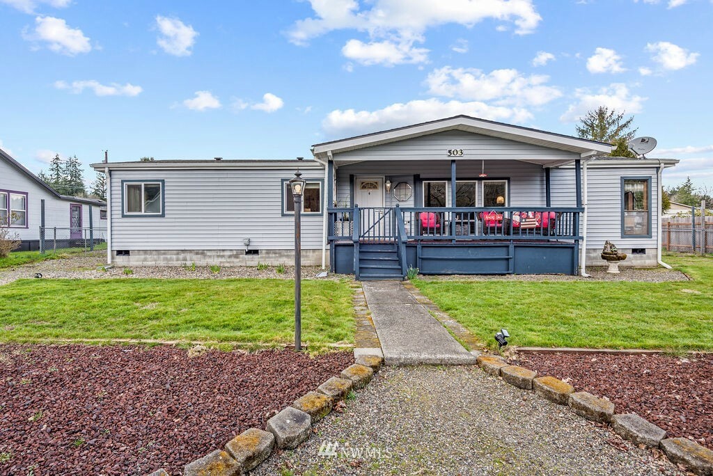 Property Photo:  503 Jackson Street  WA 98581 