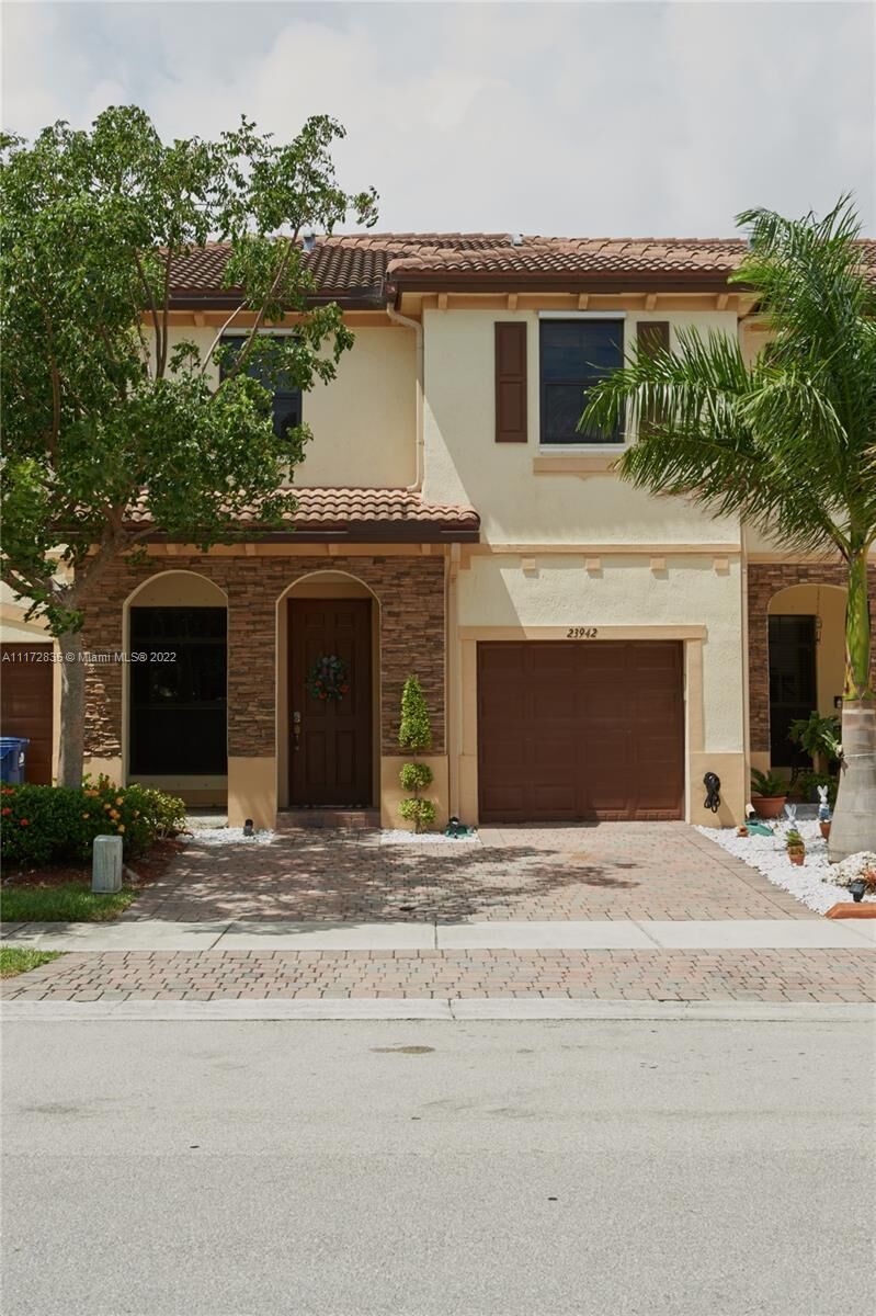 Property Photo:  23942 SW 117th Pl  FL 33032 