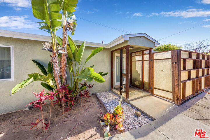 647   Strand St  Santa Monica CA 90405 photo