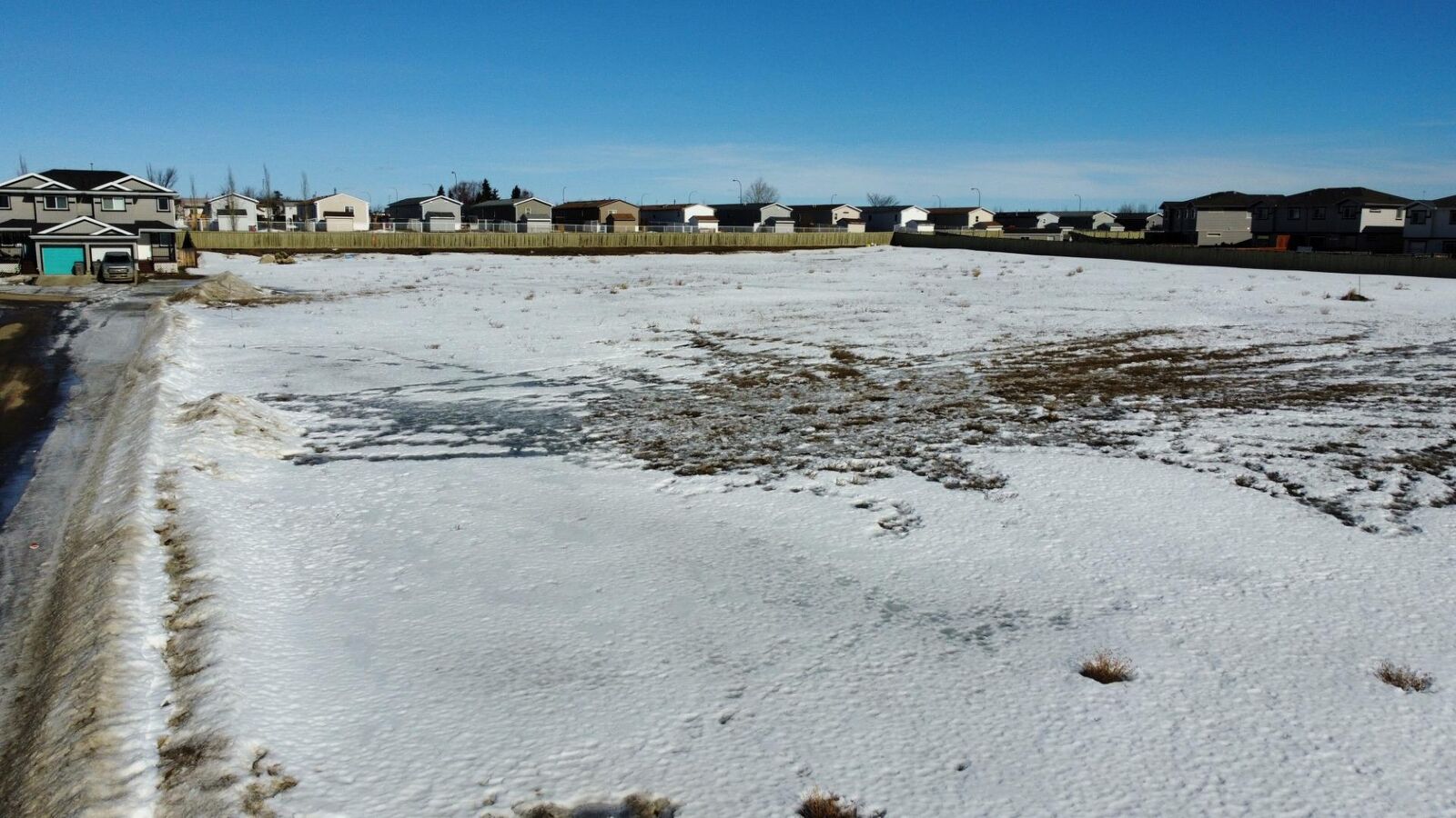 Property Photo: 10255 86 Street AB T8X 0B5