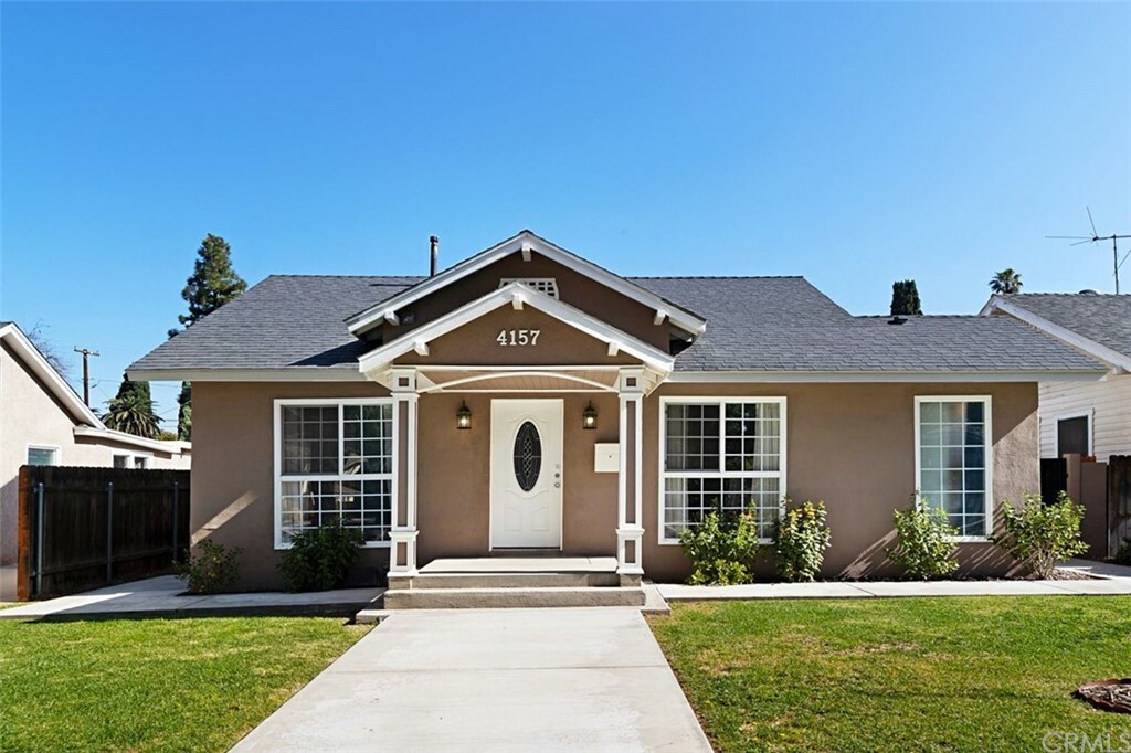 Property Photo:  4157 Edgewood Place  CA 92506 