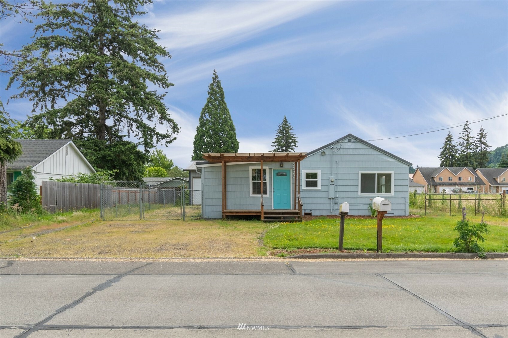 Property Photo:  2222 50th Avenue  WA 98632 