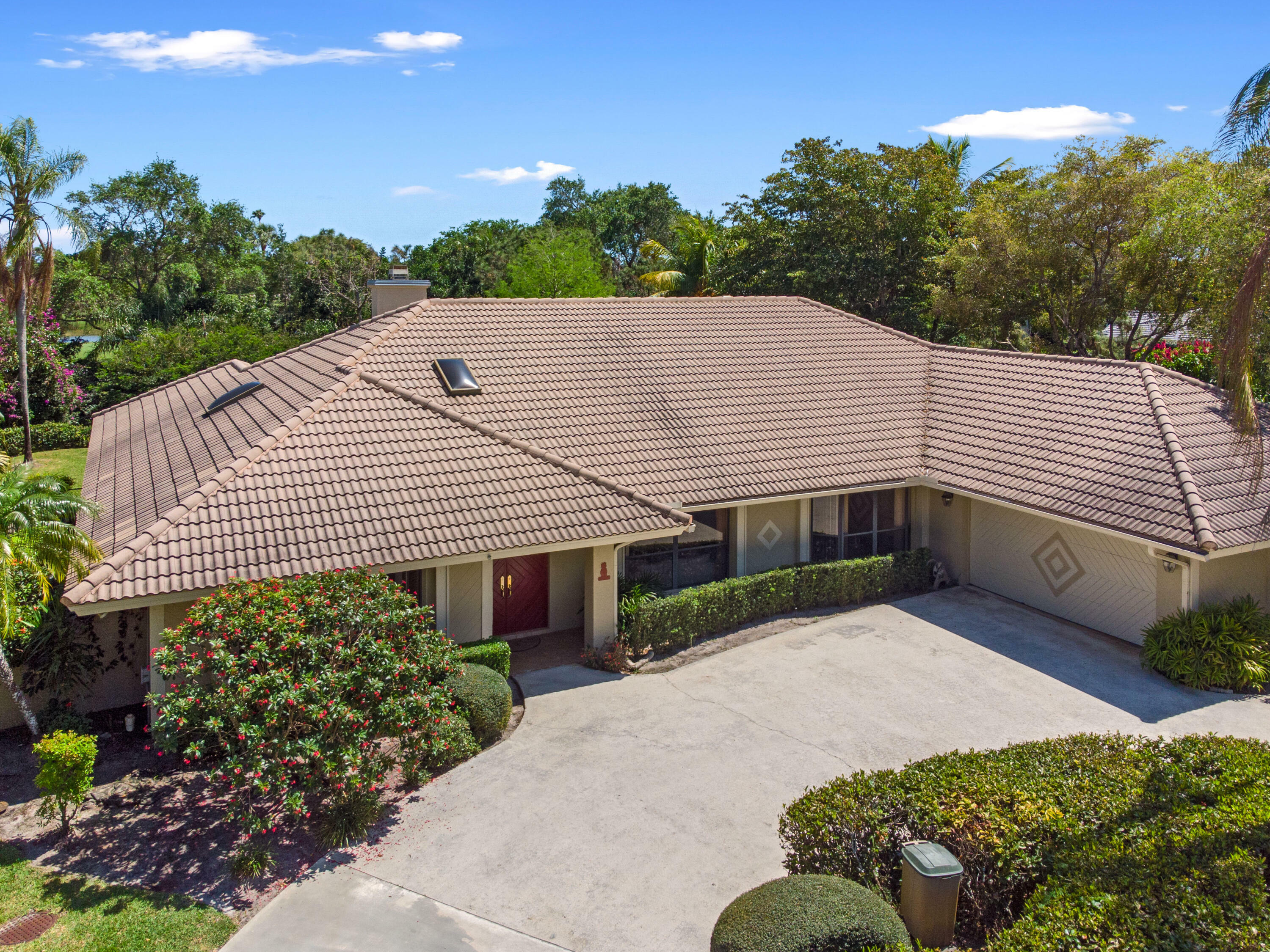 Property Photo:  10748 Pine Tree Terrace  FL 33436 