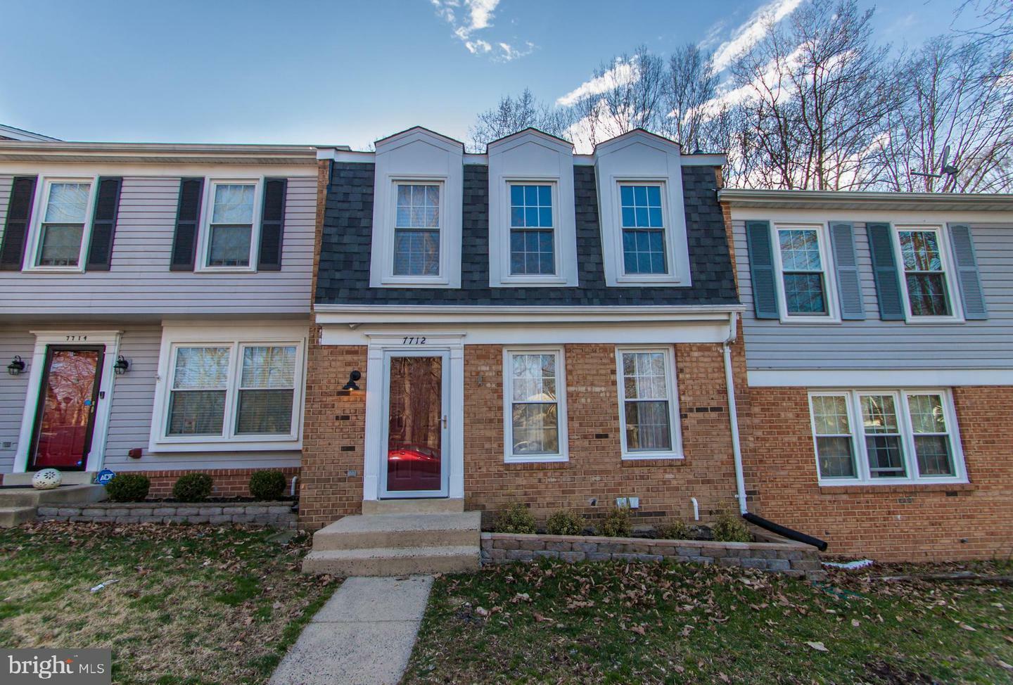 Property Photo: 7712 Groveland Heights Court VA 22153