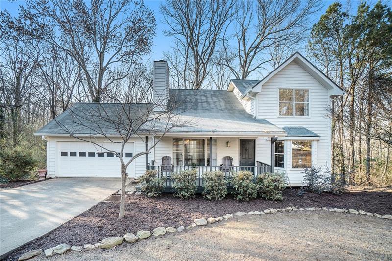 Property Photo: 530 Roswell Farms Road GA 30075