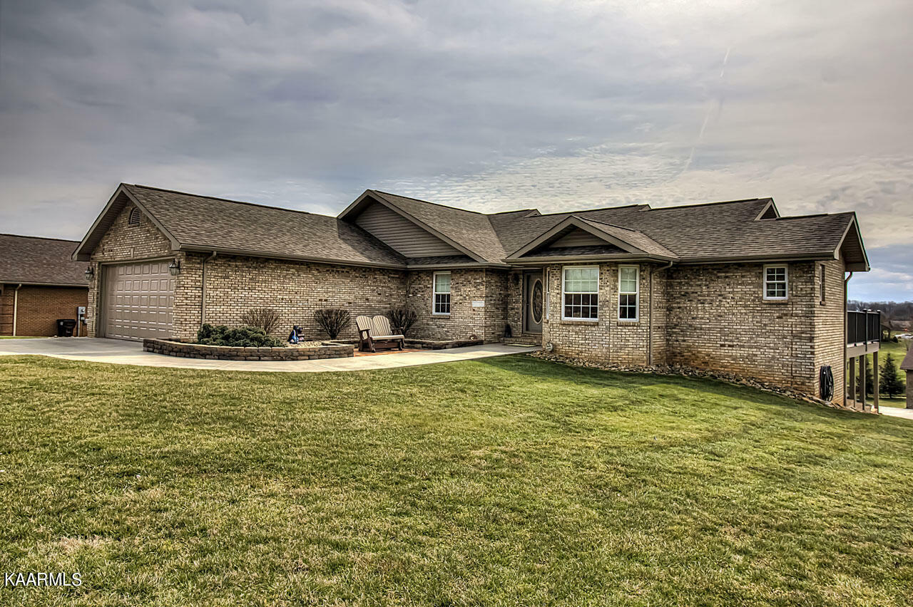 Property Photo: 626 Southview Circle TN 37764