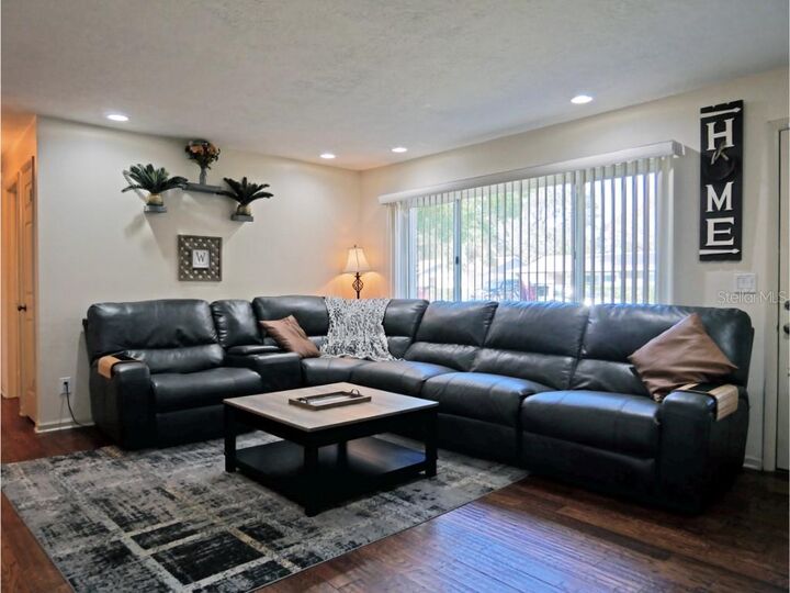 Property Photo:  2405 Fulton Street SW  FL 33774 