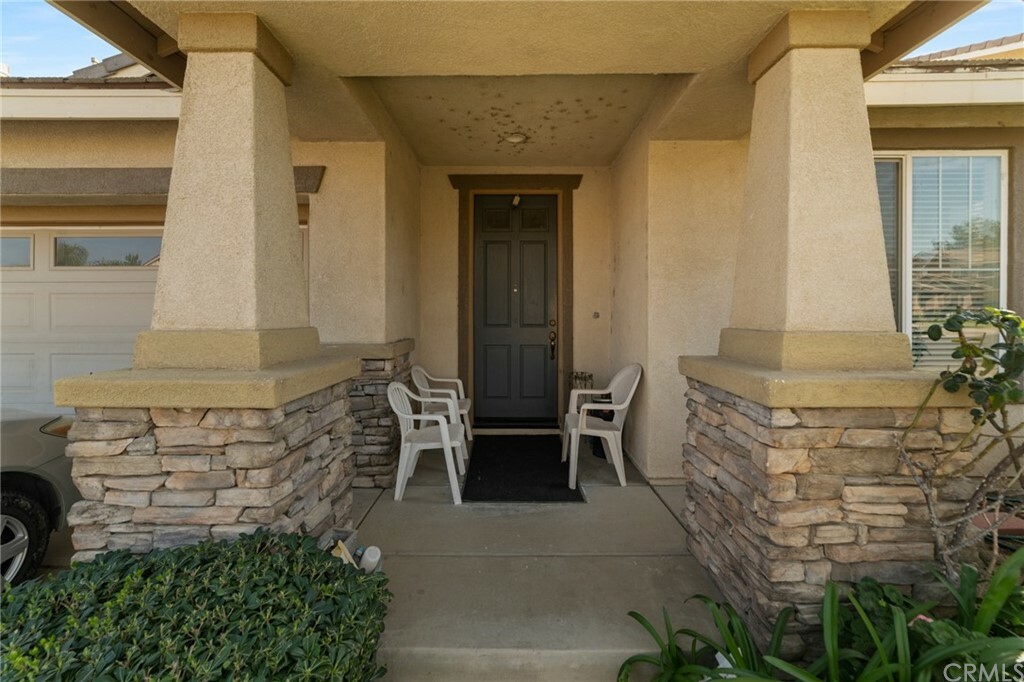 Property Photo:  10817 Rosemary Way  CA 92883 