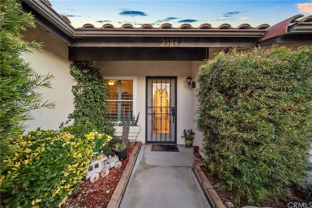 Property Photo:  2583 Beech Tree Street  CA 92545 