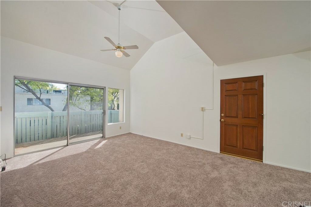 Property Photo:  5700 Etiwanda Avenue 201  CA 91356 