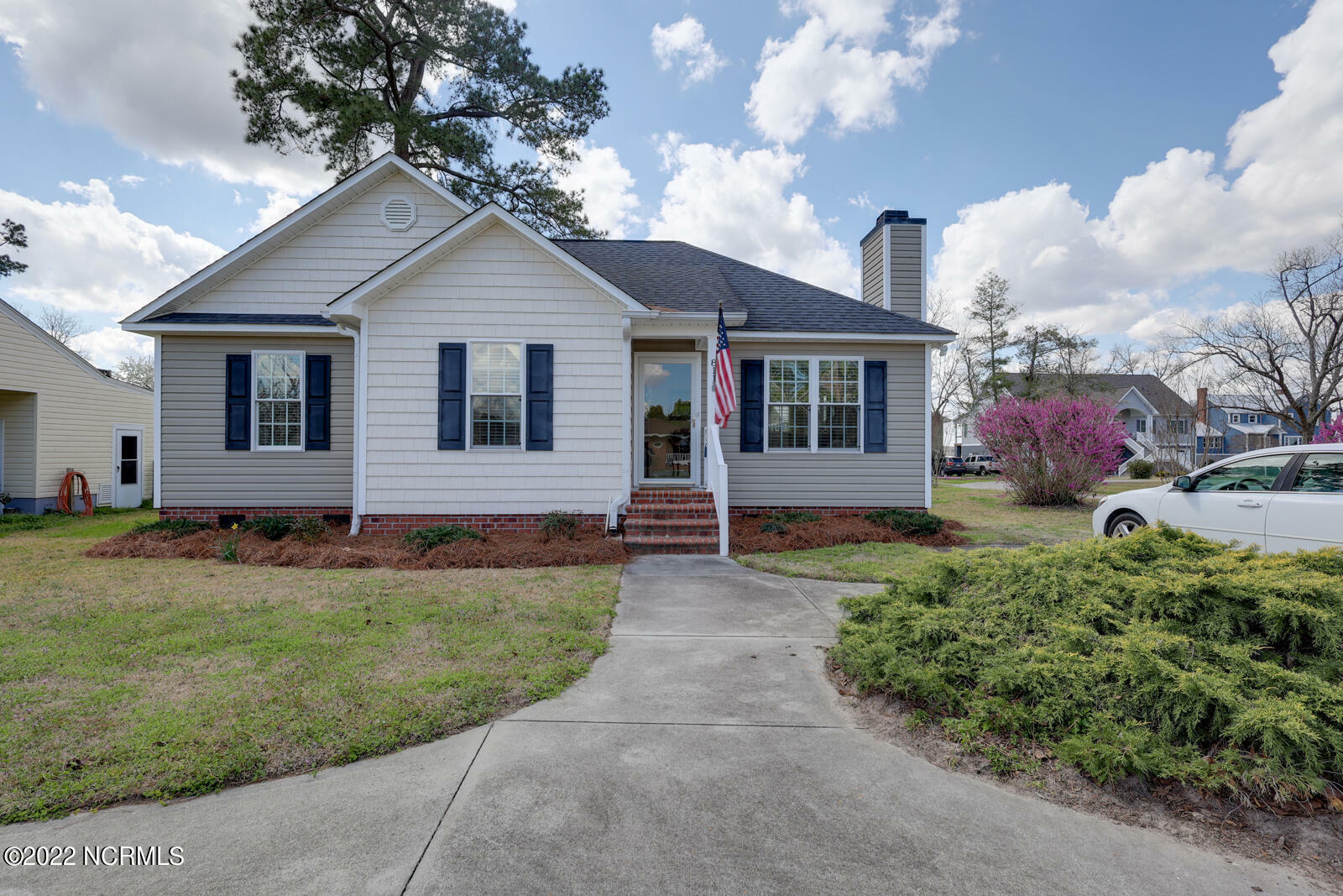 Property Photo:  811 Isabella Avenue Ext  NC 27889 