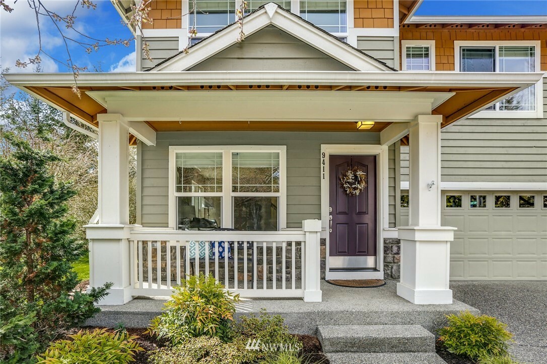 Property Photo: 9411 225th Way NE WA 98053
