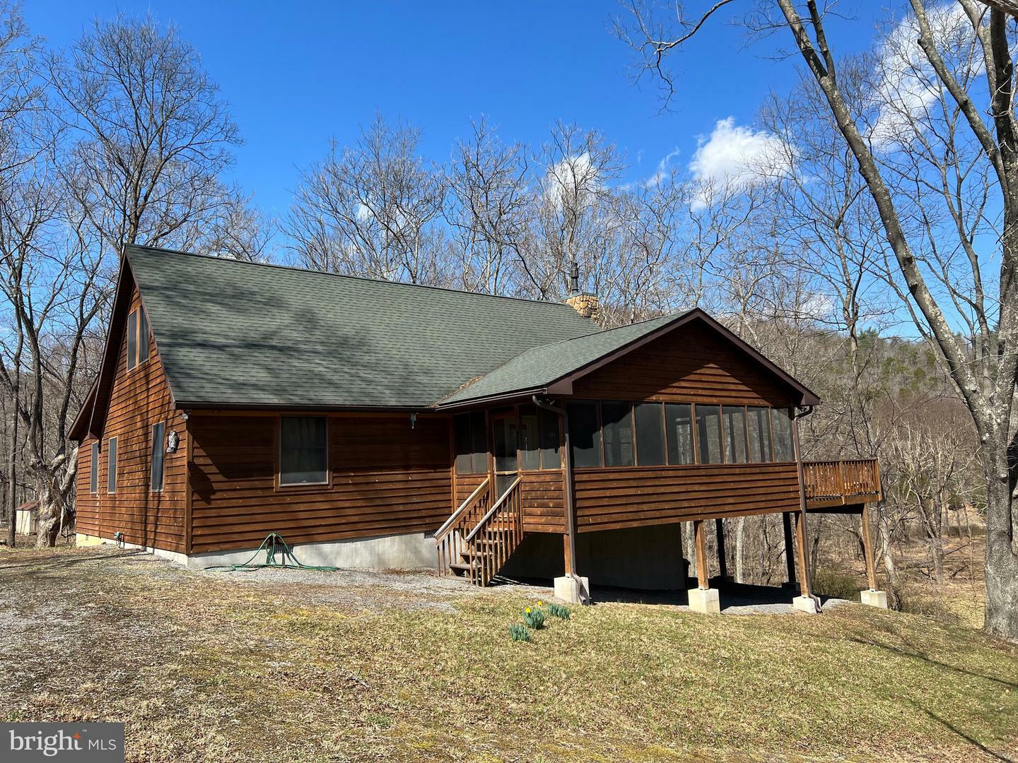 Property Photo: 484 Amberwood Lane WV 25422