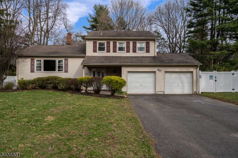 Property Photo:  618 Encampment Dr  NJ 08805 