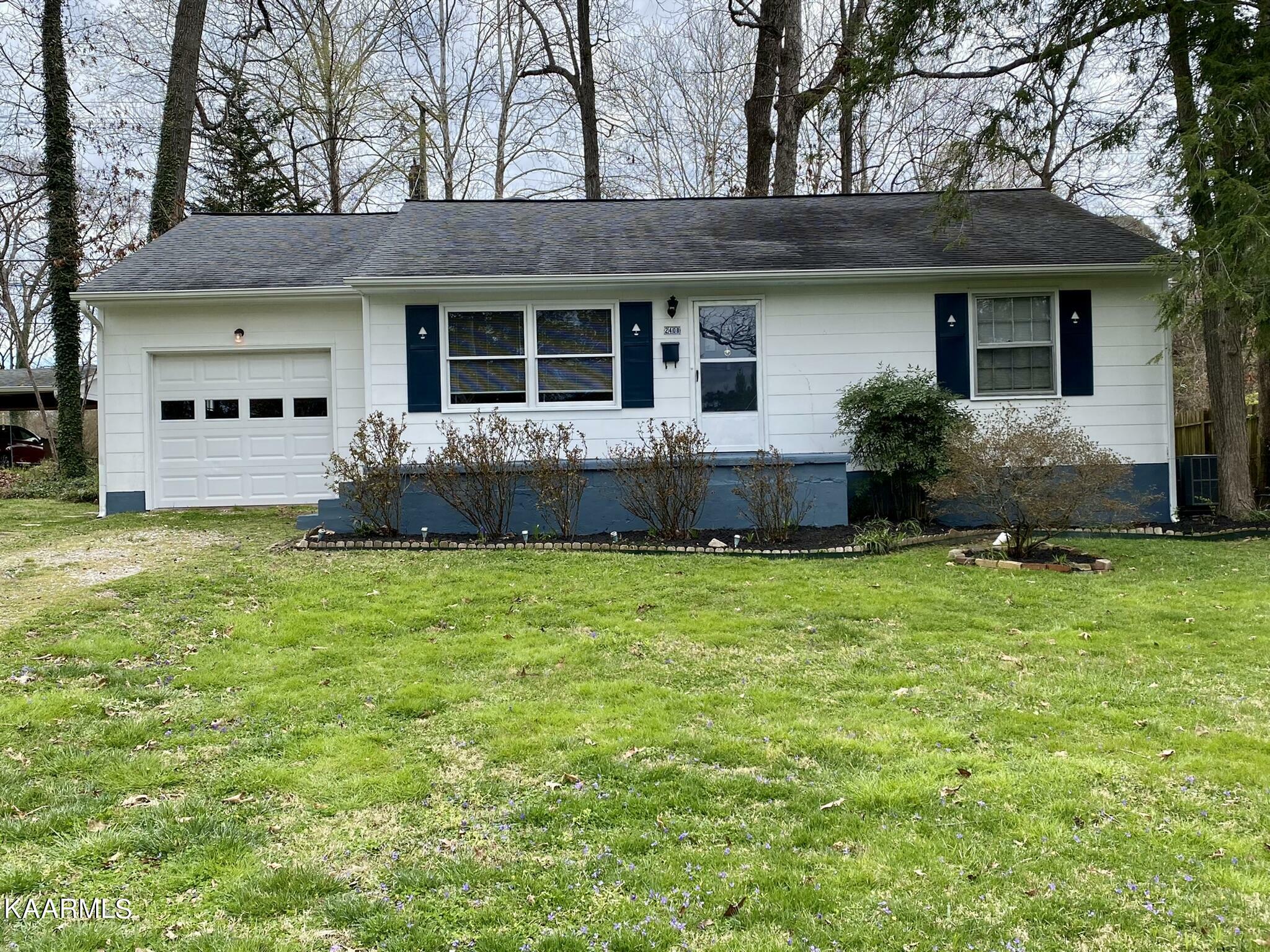 Property Photo:  2408 N Park Blvd  TN 37917 