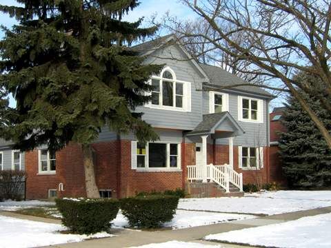 Property Photo:  2650 Lincolnwood  IL 60201 