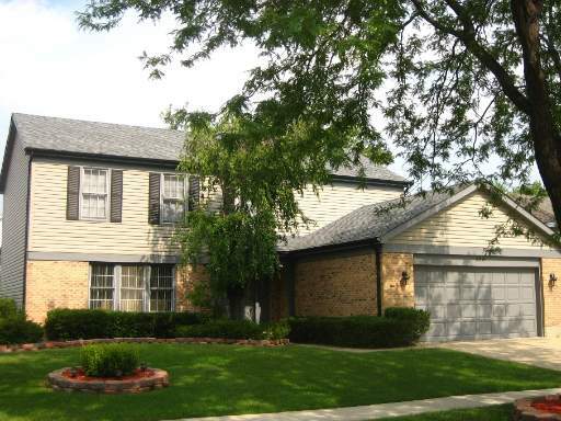 Property Photo:  256 E Fox Hill  IL 60089 