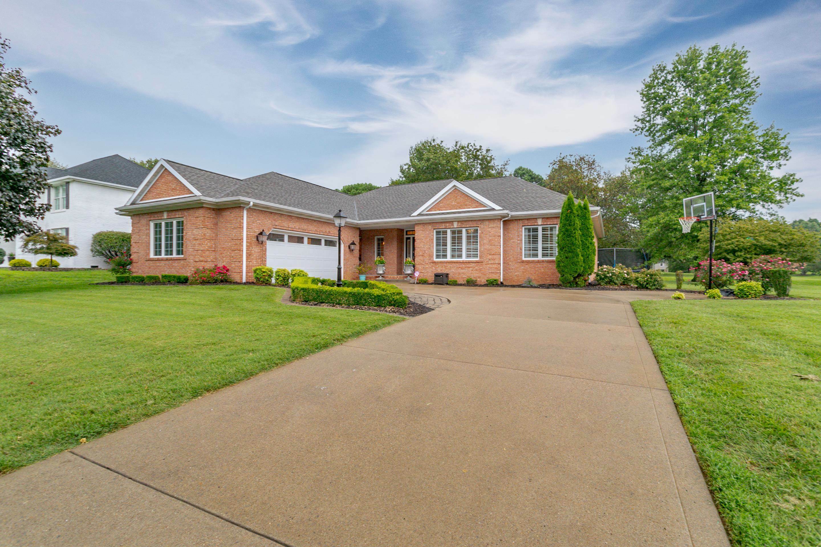 1032 S Forest Oak  Henderson KY 42420 photo