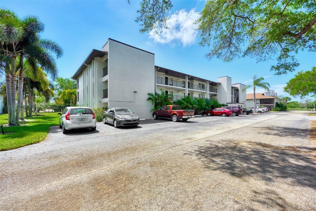 Property Photo:  7203 Curtiss Avenue 3B  FL 34231 