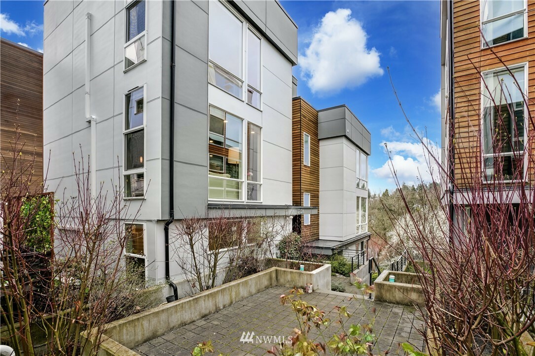 1712 27th Avenue A  Seattle WA 98122 photo