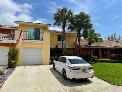 Property Photo:  20990 Estada Lane  FL 33433 