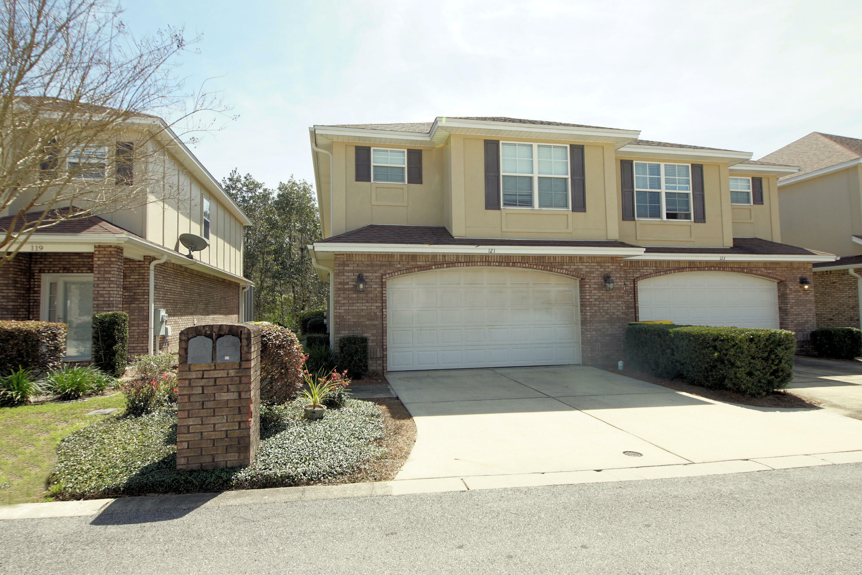 Property Photo:  121 Big Oaks Lane 121  FL 32578 