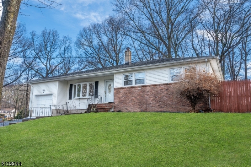 Property Photo:  39 Dacotah Ave  NJ 07866 