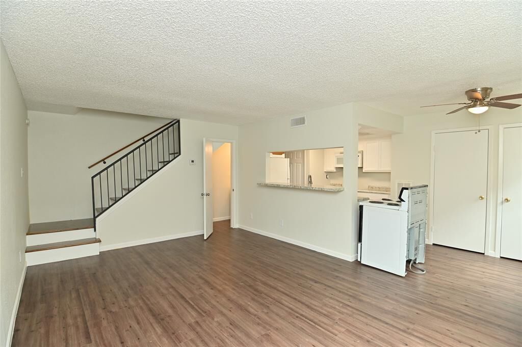 Property Photo: 5632 Birchmont Drive C TX 77091