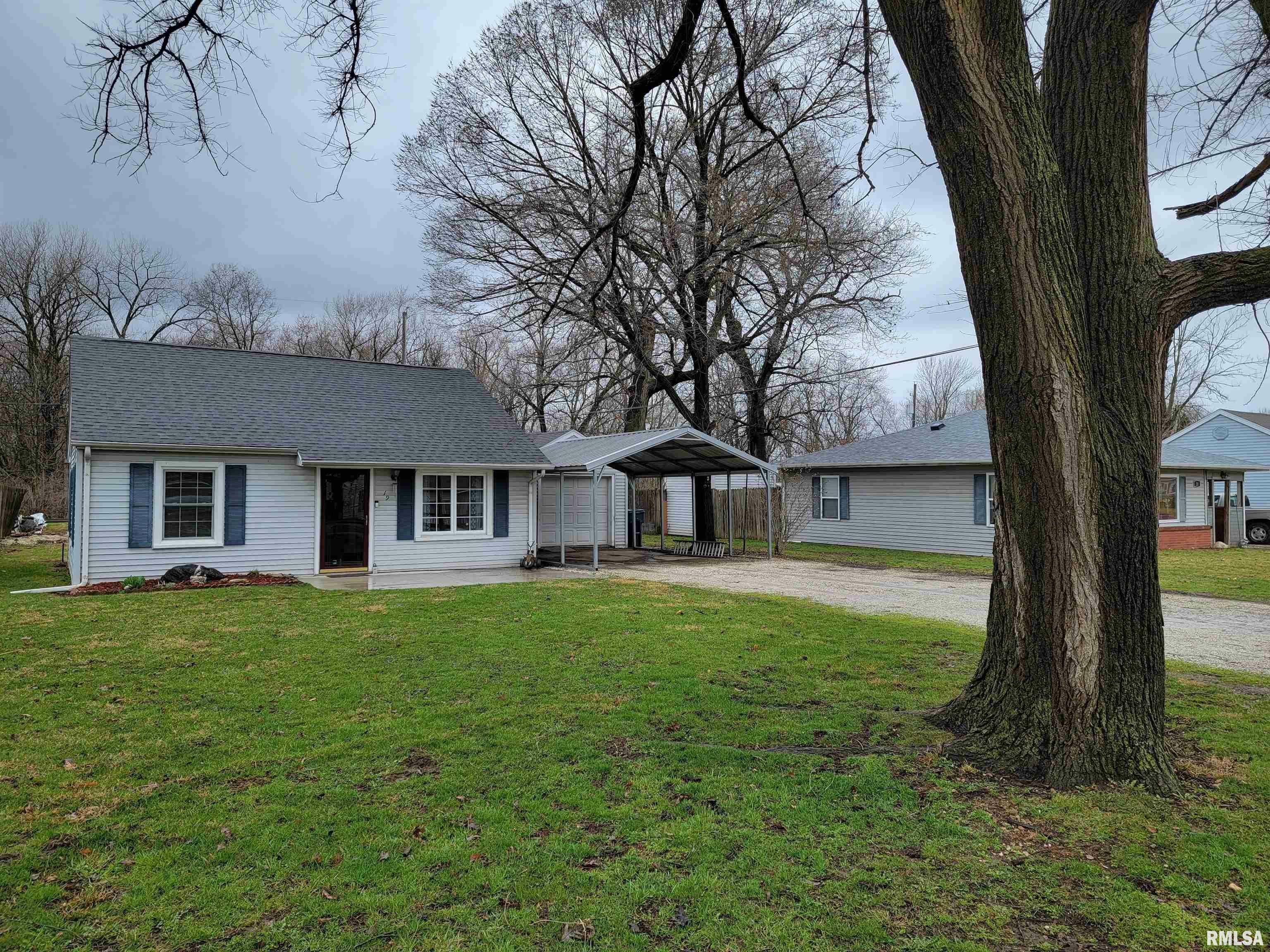 Property Photo:  19 River  IL 61554 