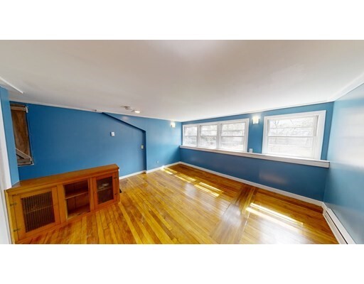 Property Photo: 35 Inwood Rd MA 01501