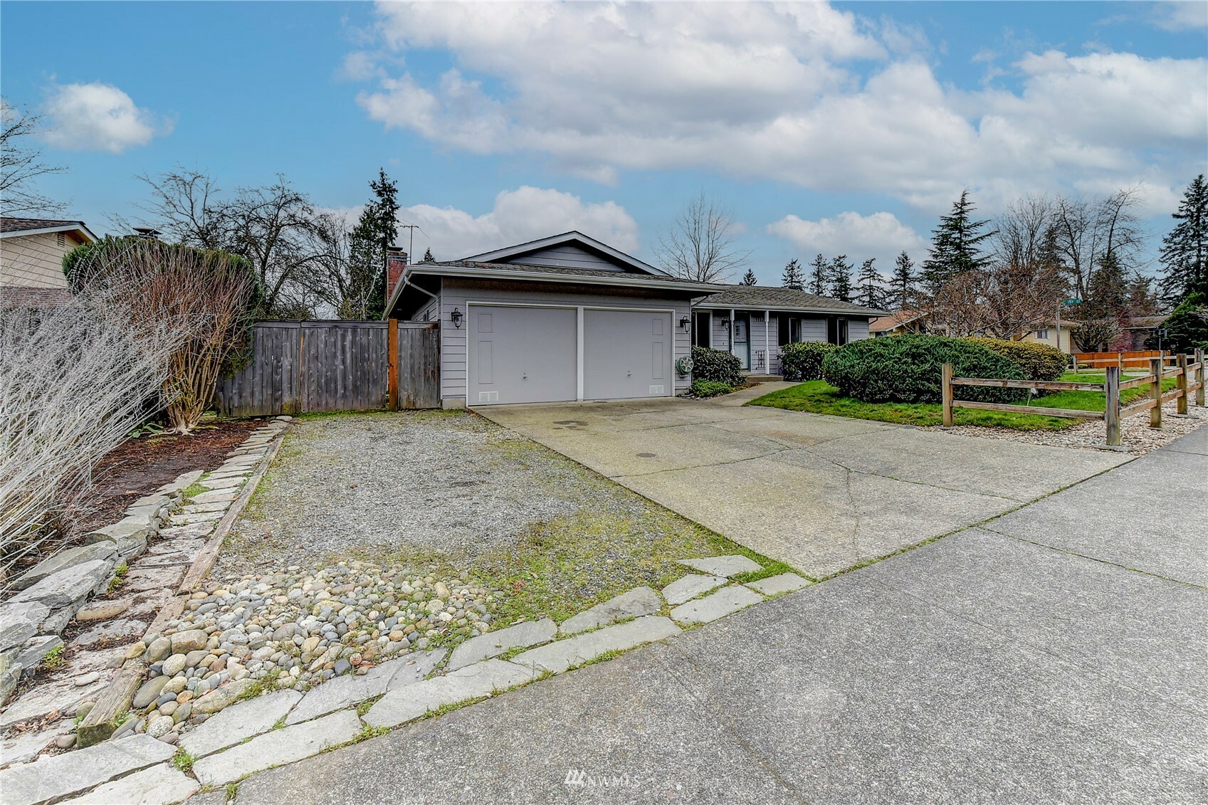 Property Photo:  15823 119th Avenue NE  WA 98011 