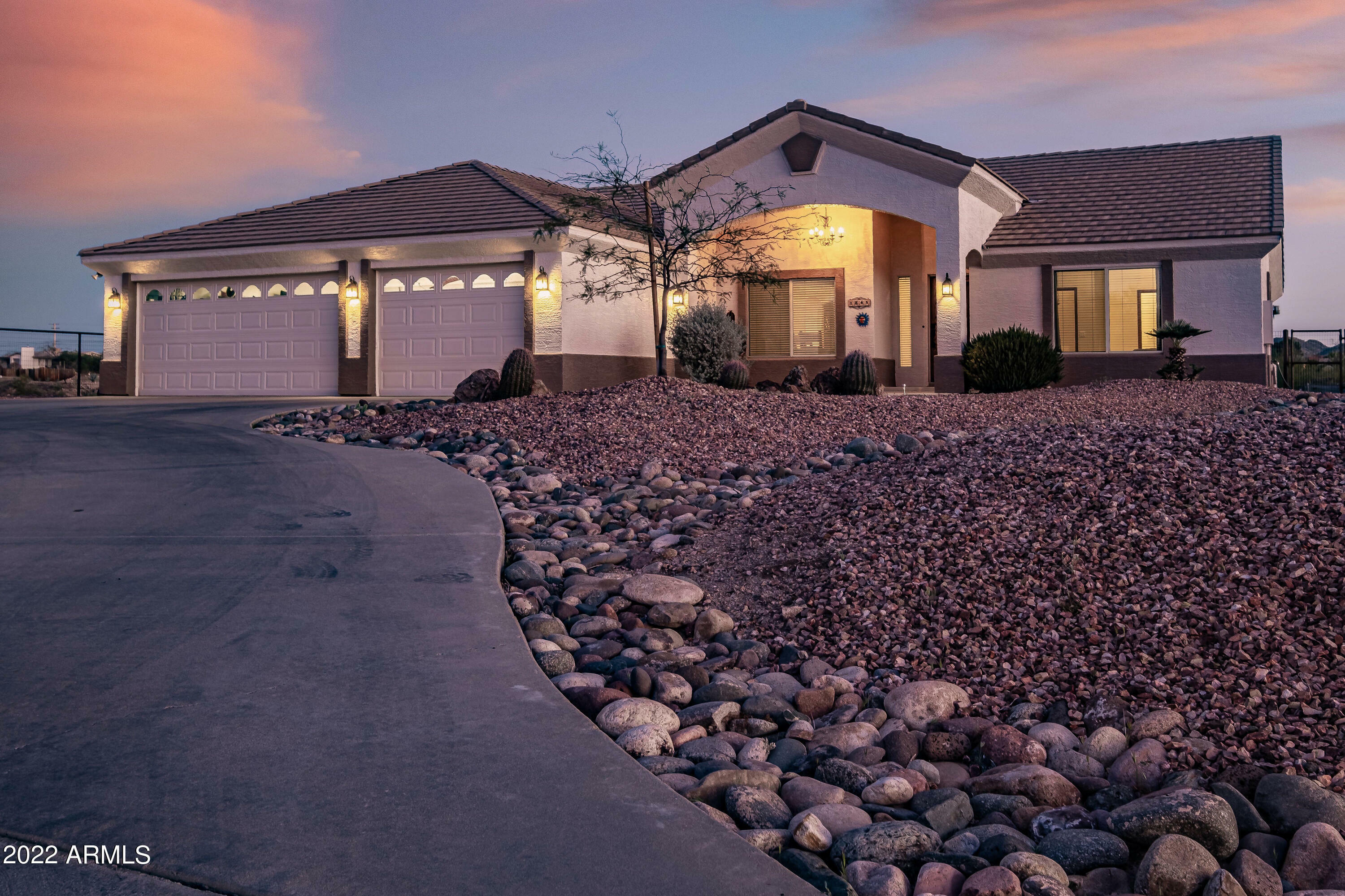 Property Photo:  1845 Duffy Drive  AZ 85390 