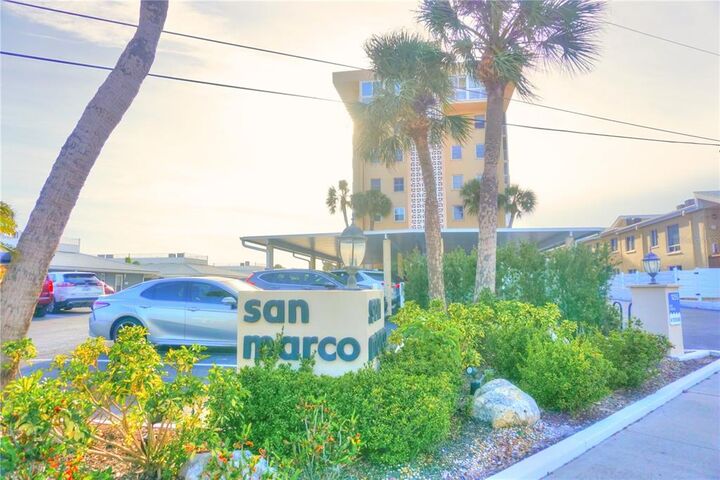 Property Photo:  1255 Tarpon Center Drive 405  FL 34285 