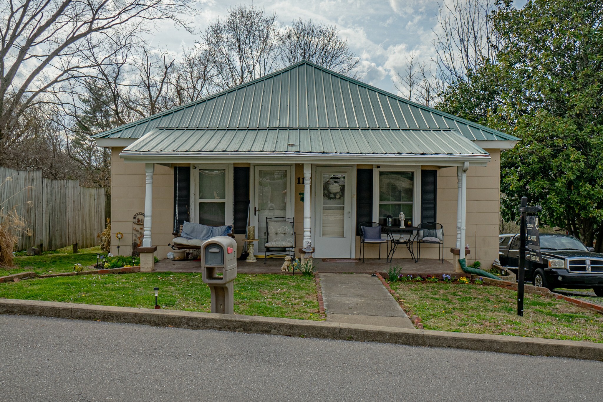 Property Photo:  111 Walnut St  TN 37172 