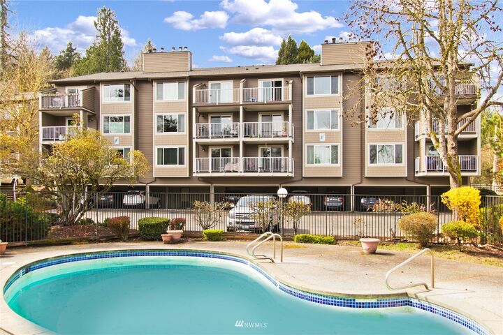 210 Mountain Park Boulevard SW F302  Issaquah WA 98027 photo