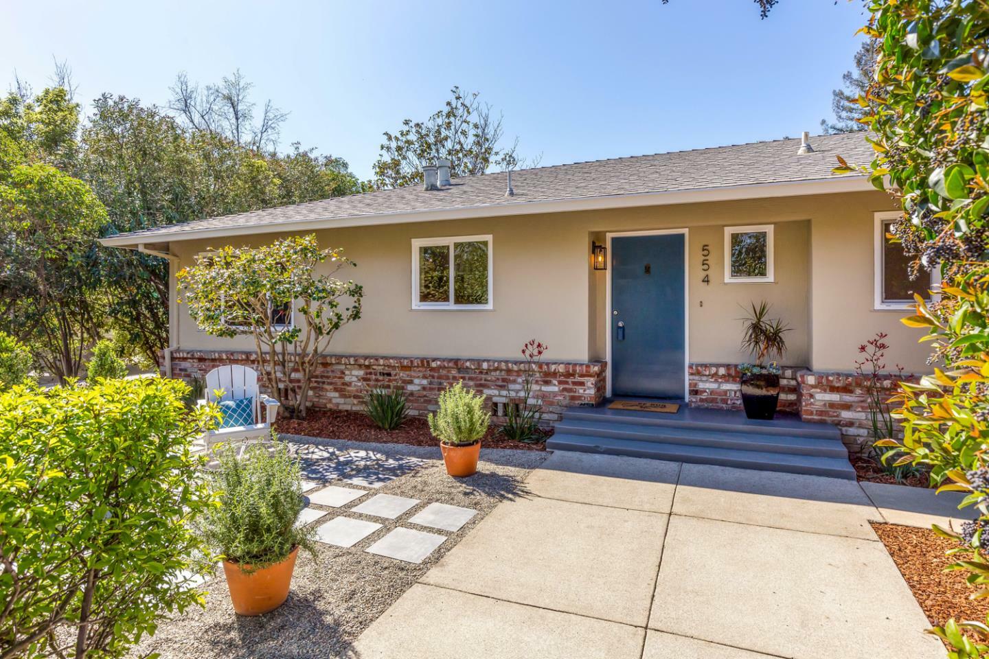 Property Photo:  554 Arastradero Road  CA 94306 