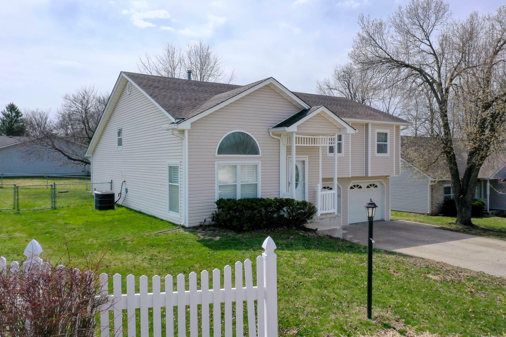 Property Photo:  4300 W Brookview Ct  MO 65203 