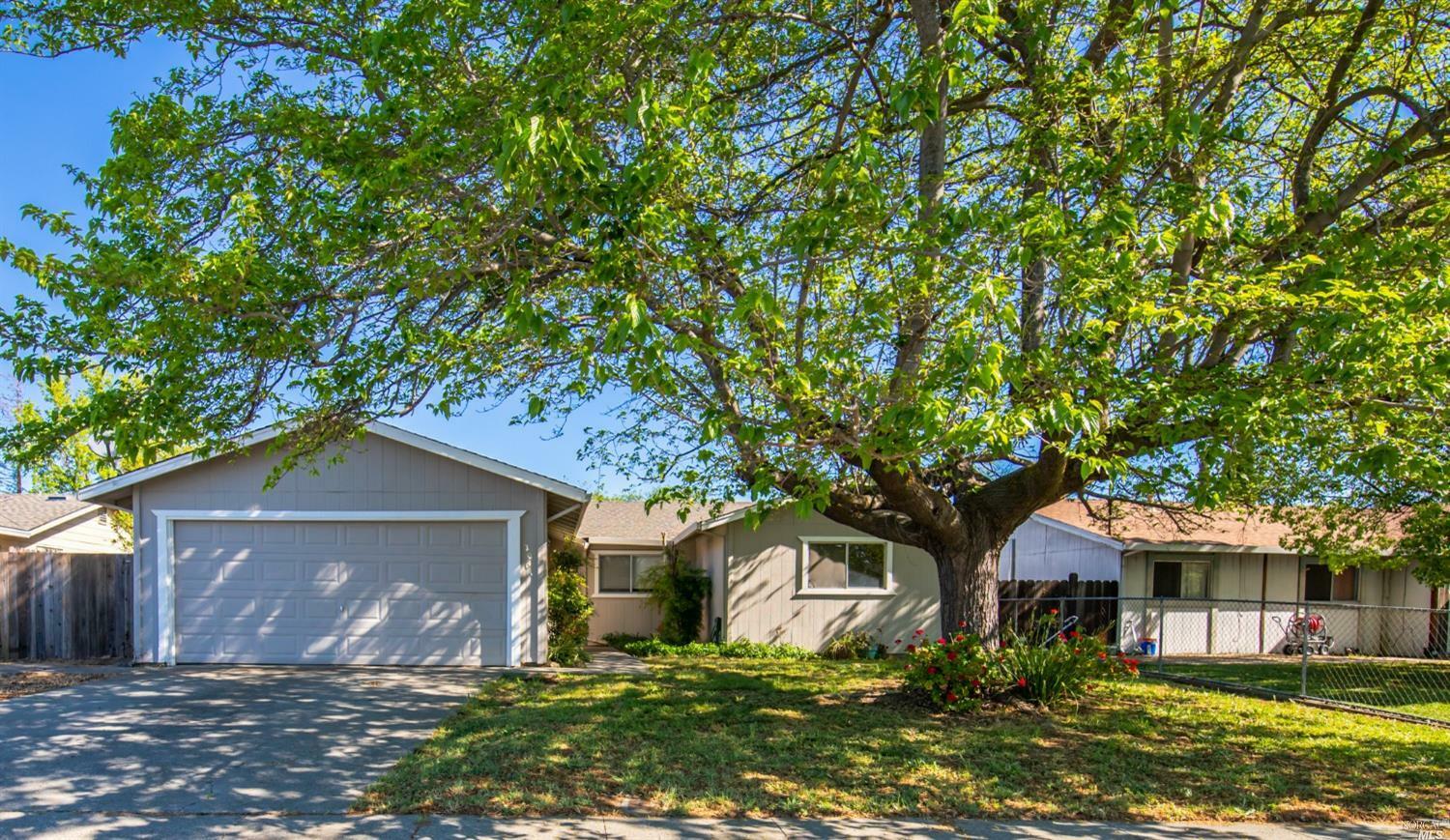 Property Photo:  2061 Southwood Drive  CA 95687 