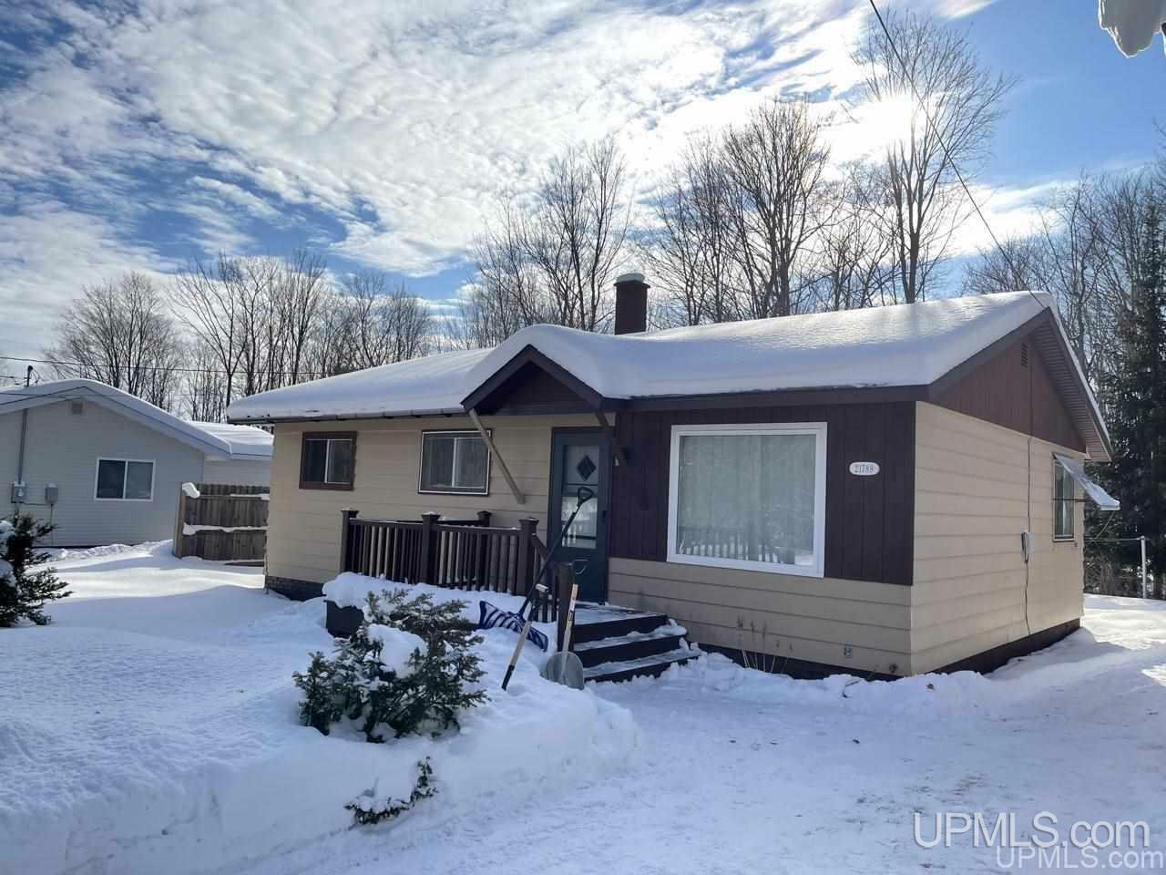 Property Photo:  21789 Chassell Painesdale Rd  MI 49916 