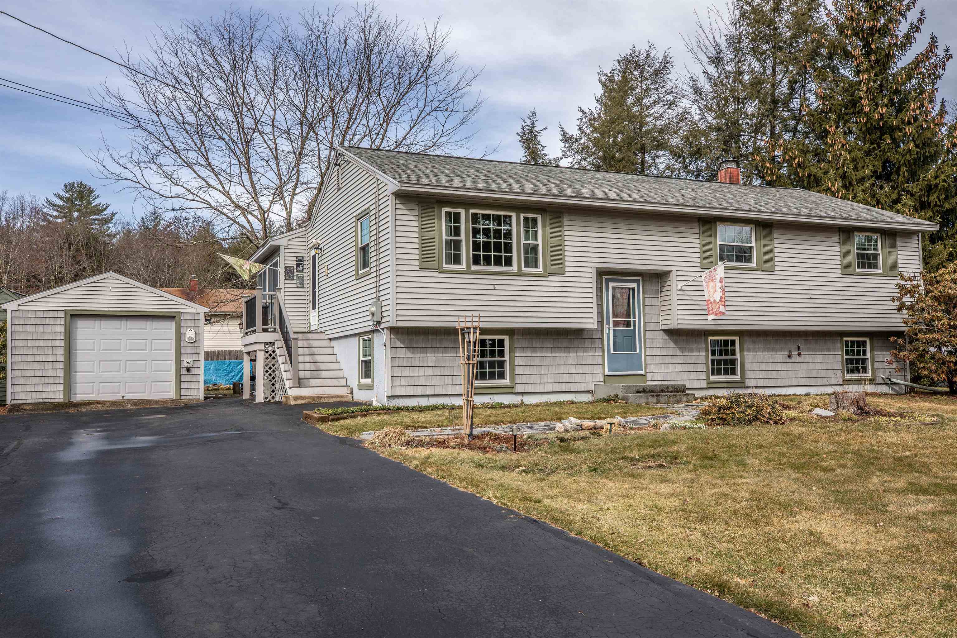 Property Photo: 4 Joyce Drive NH 03045