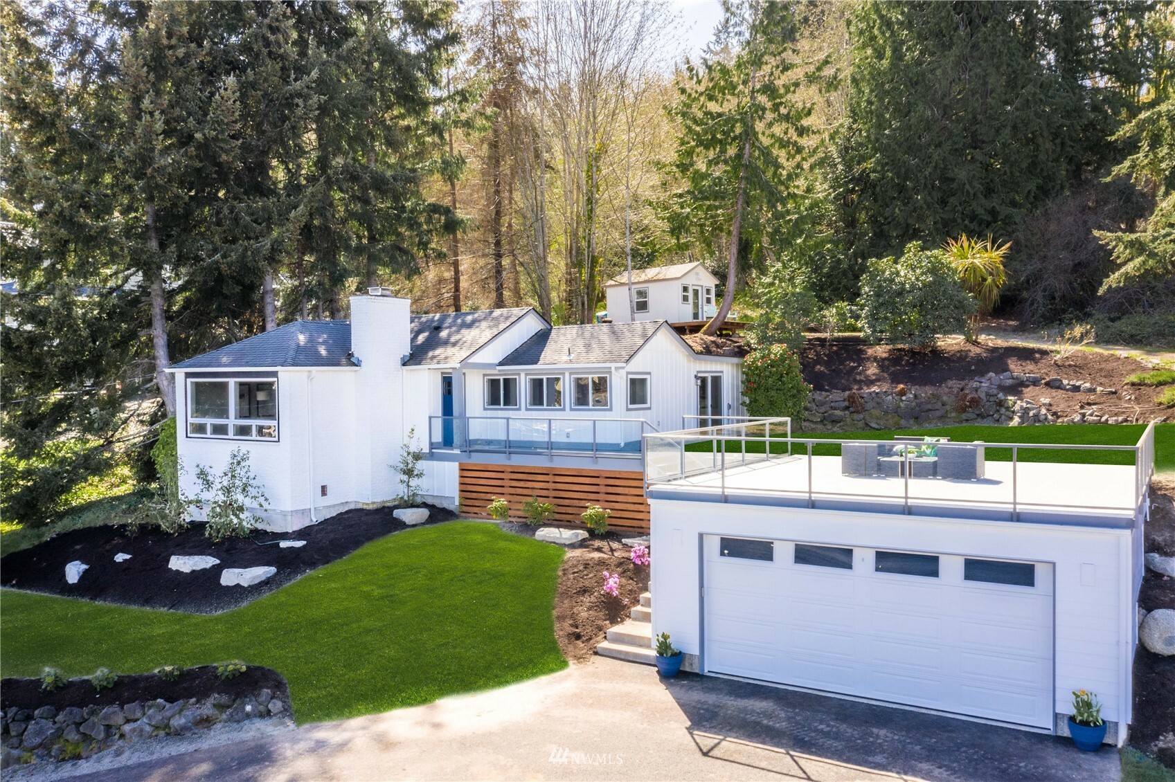 Property Photo:  520 N Shore Boulevard  WA 98333 