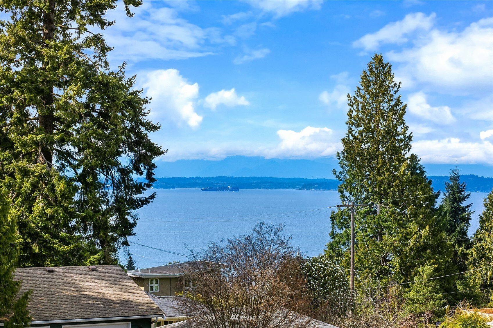 Property Photo:  9615 California Avenue SW  WA 98136 