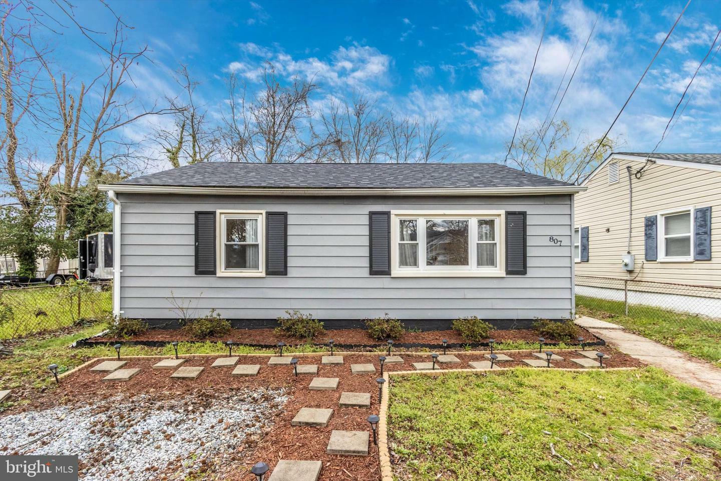 Property Photo:  807 Drum Avenue  MD 20743 